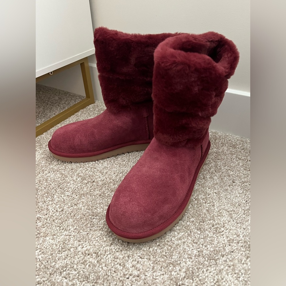 Brand New Koolaburra by UGG Size 8